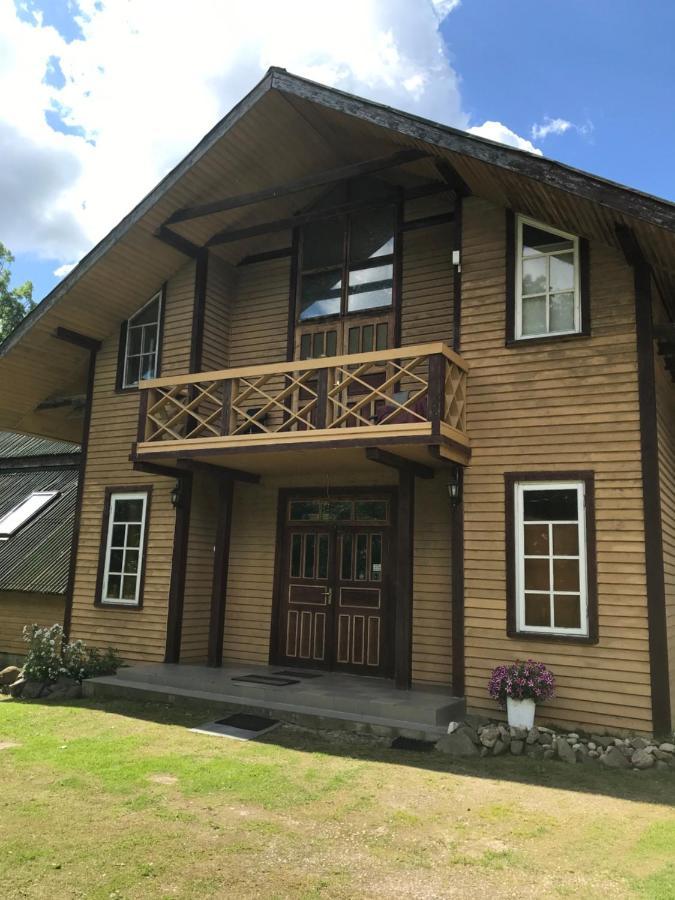 Dundaga Viesu Nams Juras Sapni酒店 外观 照片